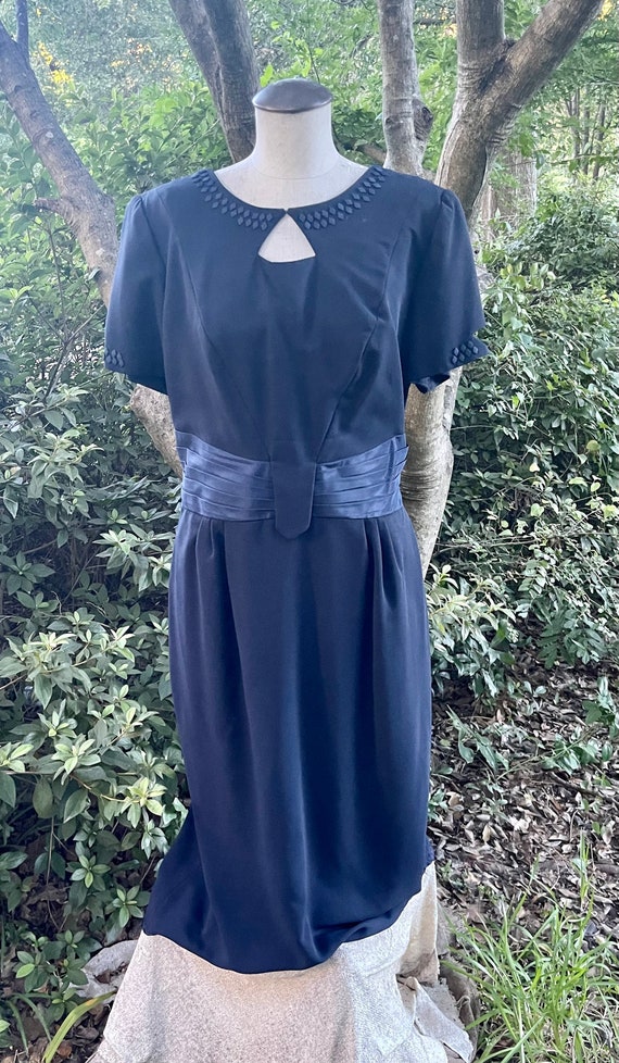 THE PERFECT VINTAGE navy 1950s dress by Grace Tayl