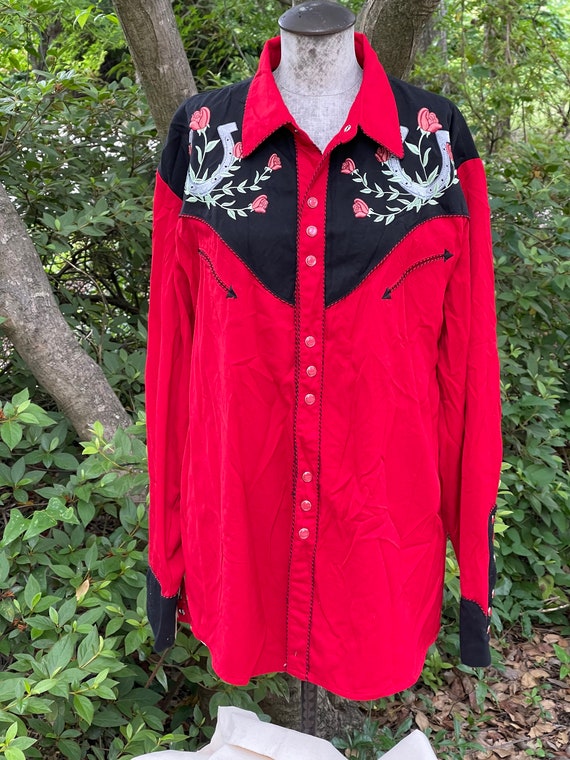 Vintage mens SCULLY WESTERN RED shirt embroidered 