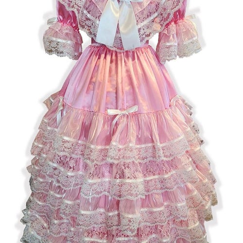 Betsy Maßgeschneidertes rosa Satin-Spitzen-Rüschen-Ballkleid für Erwachsene, Sissy-Kleid von Leanne's