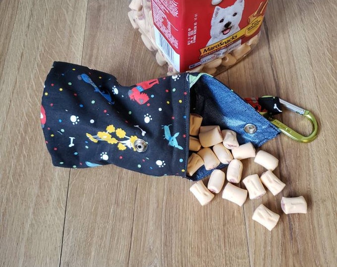 Dog Breeds Dog treat pouch Clip on bag For dog treats Dog accessories Treat bag For dog lovers Dog walking bag For dog walkers