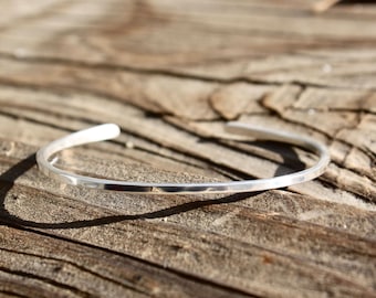Silver Cuff Bracelet, Open Bangle Bracelet, Stacking Bracelet, Delicate Skinny Cuff, Textured Silver Cuff, Minimalist Jewelry, Sterling