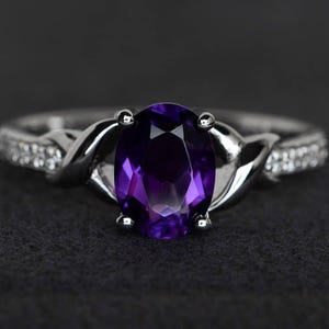 natural amethyst ring oval shaped engagement ring purple ring oval gemstone ring sterling silver February birthstone