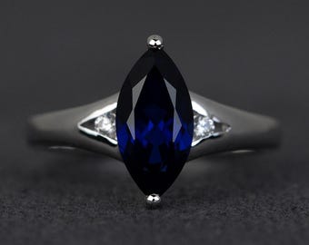 スターリングシルバーサファイアリング・マーキスカットブルー