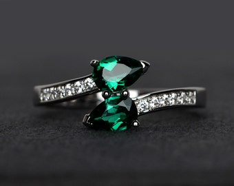 emerald ring engagement ring pear cut double stones rings May birthstone ring