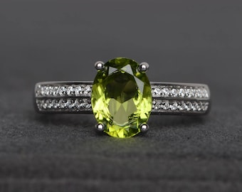 natural peridot ring engagement ring oval cut green gemstone sterling silver ring August birthstone