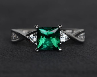 princess cut emerald ring green emerald ring sterling silver ring emerald engagement ring promise ring gemstone ring May birthstone