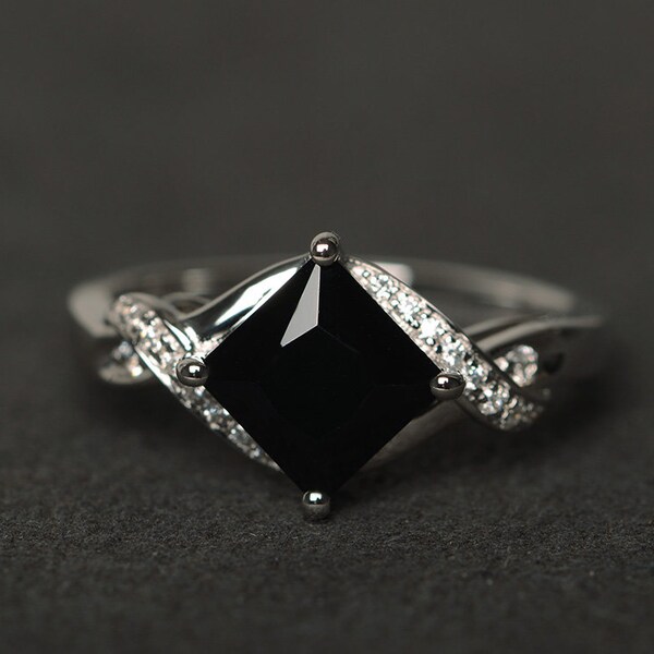 Black Gemstone Ring Etsy