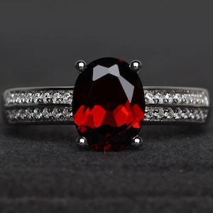 natural red garnet ring wedding ring oval cut red gemstone sterling silver ring January birthstone