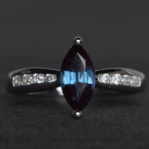 alexandrite wedding ring alexandrite ring June birthstone marquise cut gemstone sterling silver ring