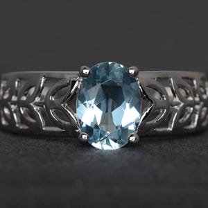 natural aquamarine engagement ring oval cut ring solitaire ring March birthstone ring leaf ring aquamarine