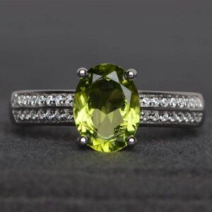 natural peridot ring engagement ring oval cut green gemstone sterling silver ring August birthstone