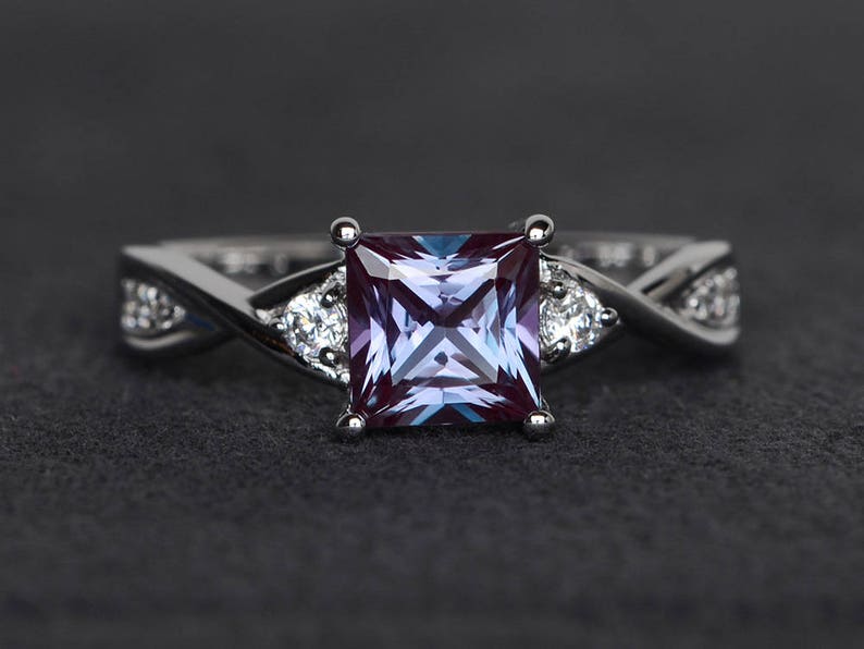 princess cut alexandrite ring twist band engagement ring sterling silver color changing June birthstone 