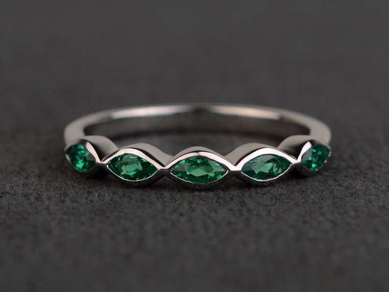 Wedding Bands For Women Emerald