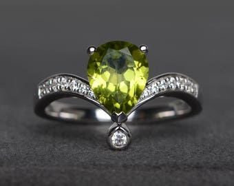 natural peridot ring engagement ring pear cut green gemstone August birthstone sterling silver ring
