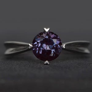 solitaire ring anniversary ring lab alexandrite ring round cut color change gemstone ring June birthstone ring sterling silver