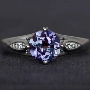 alexandrite ring round cut gemstone ring color changing sterling silver engagement ring