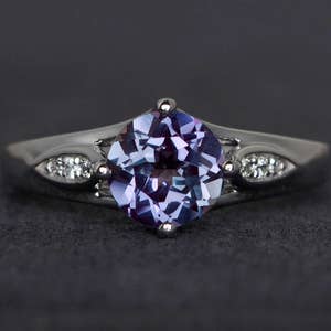 alexandrite ring round cut gemstone ring color changing sterling silver engagement ring