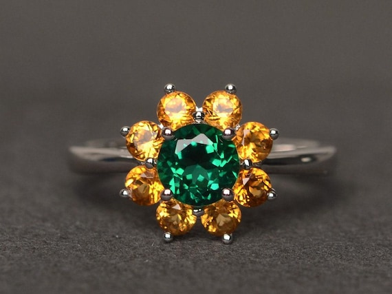 Lab emerald ring sunflower round cut green gemstone ring engagement ring sterling silver ring