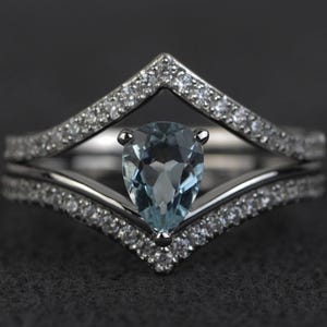 aquamarine ring set water drop shape gemstone rings aquamarine engagement rings wedding band March birthstone ring bridal ring set