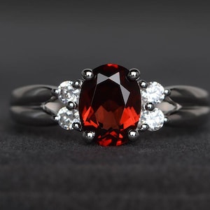 anniversary ring natural red garnet ring January birthstone ring oval cut red gemstone sterling silver ring