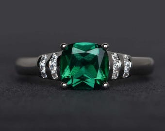 Bague de fiançailles émeraude, taille coussin, bague en argent sterling, bague verte, bague avec pierres précieuses, bague d'anniversaire, mai, bague avec pierre de naissance
