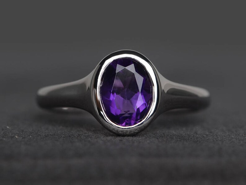 purple amethyst ring February birthstone ring oval cocktail ring vintage silver ring