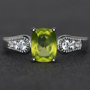 natürliche Peridot Ring grün Verlobungsring Silber Kissenschliff Versprechen Ring Jahrestag Geschenk