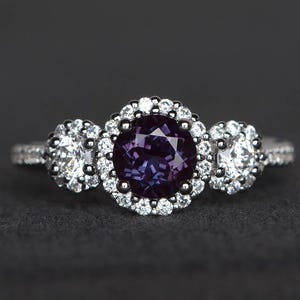 lab alexandrite ring wedding ring round cut color change gemstone sterling silver ring June birthstone