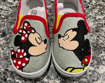 Handgeschilderde Mickey & Minnie Mouse-sneakers