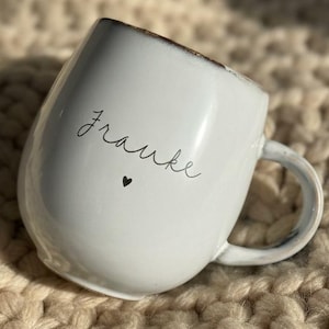 Personalisierte Tasse mit Namen / Spruch – Geschenk für Mama, Freundin, Kollegin – Gravierte Kaffeetasse 400ml image 12