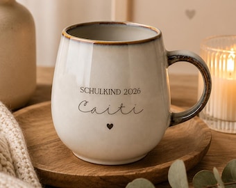 Personalisierte Schulkind Tasse 2026 mit Name | Keramiktasse mit Gravur | Einschulung Geschenk Junge Mädchen | Schultüte Geschenk | Becher