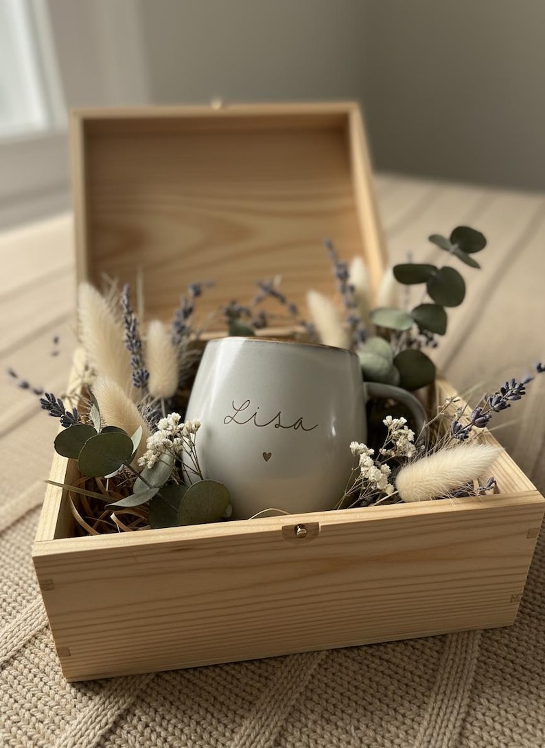 Personalisierte Tasse mit Namen / Spruch – Geschenk für Mama, Freundin, Kollegin – Gravierte Kaffeetasse 400ml image 13