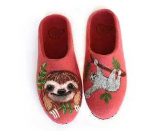 Sloth Felted Slippers Wool Coral House Shoes svg Ornament Painting Girlfriend Boyfriend Gift Woman Funny Sleepy Clogs Felt Snuggly Hygge