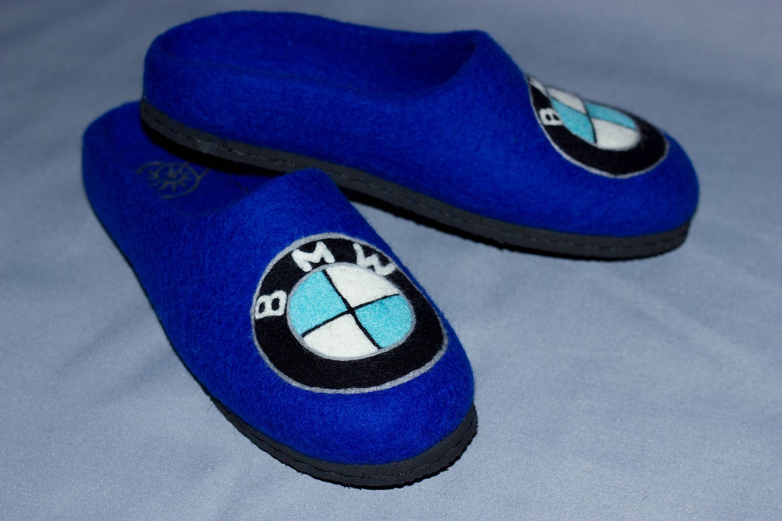 BMW Gift Set Blue Felted Shoes Man Wool Slippers Kit Driver Racer Car ...