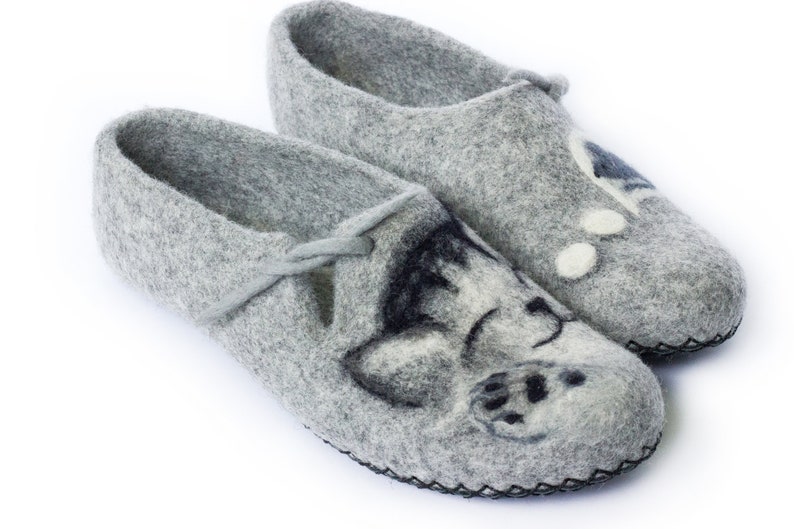 Slippers Felted Women Wool Mom Grandmother Mothers Day Natural Cat and Mouse Felt House Organic Home Gray Shoes Eco Friendly Clogs Pet Lover image 8