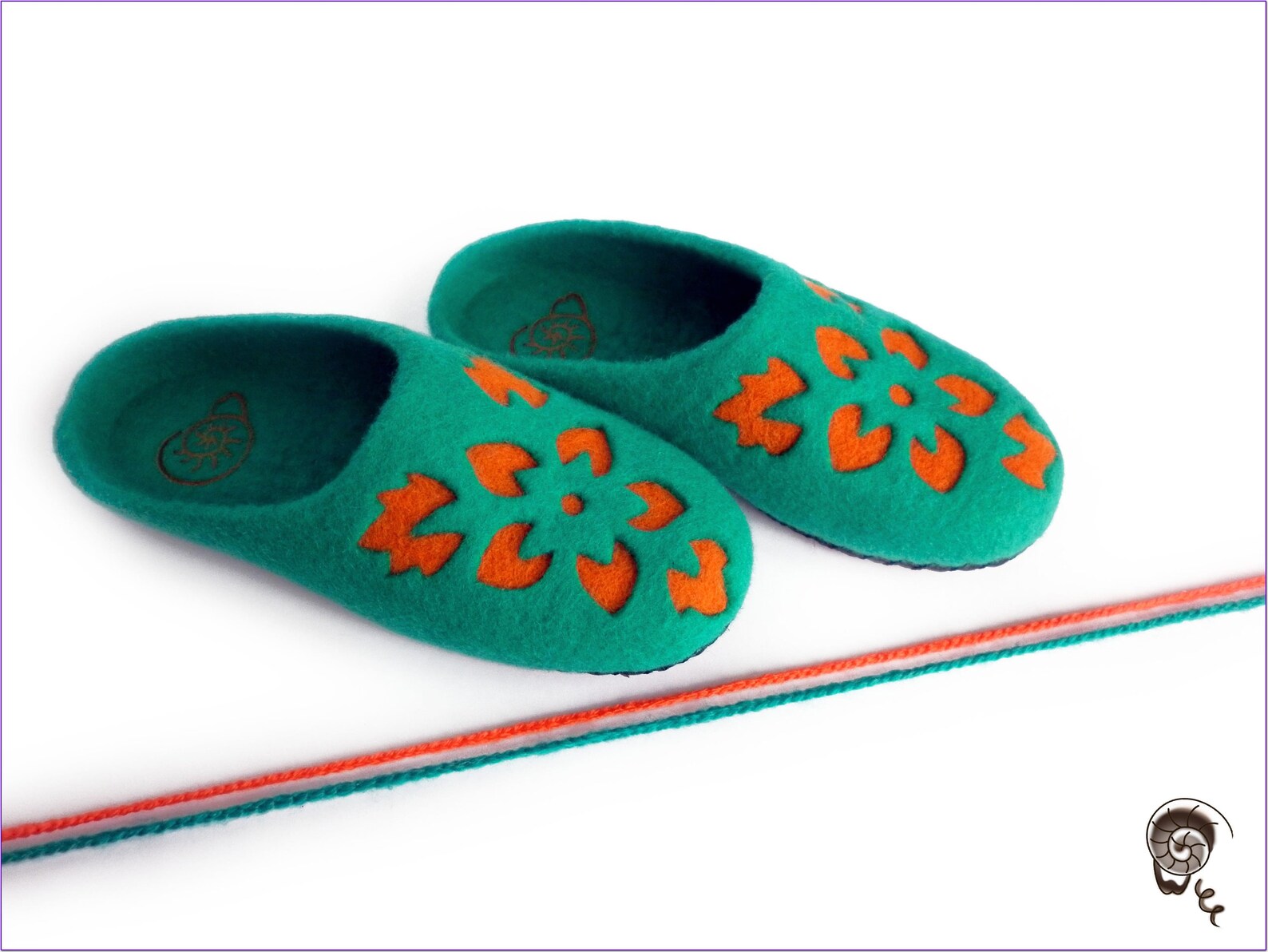 Women Yeezy Slippers Felted Wool Shoes Green Flowers Ecofriendly