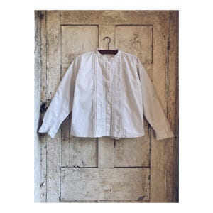 Antique French White Cotton Blouse, Chemisier, Shirt, top, pin tuck pleats, no collar, Edwardian, Victorian, Regency Style. C 1910