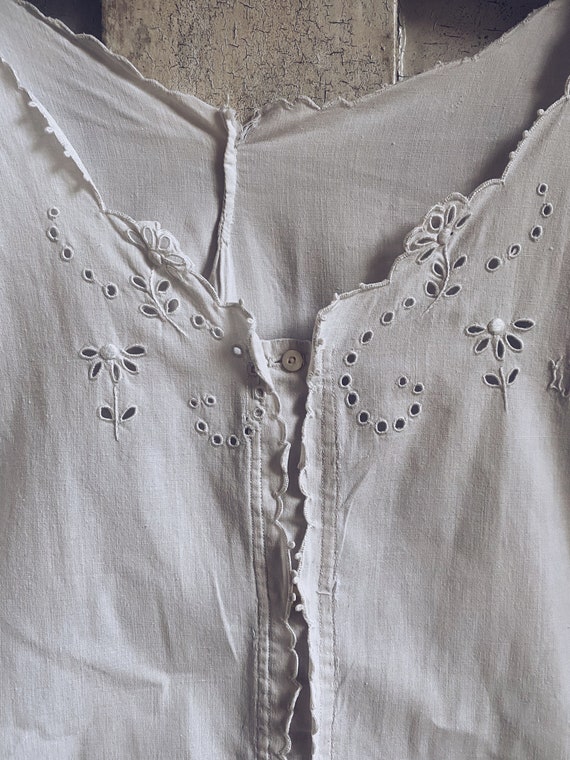Antique French Simple White Blouse with embroider… - image 5