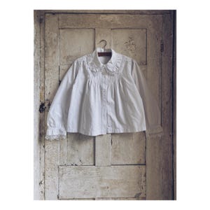 Antique French White Cotton Blouse, Shirt, Top, Chemisier, Big Collar, Lace, Edwardian, Victorian, Belle époque. C 1910.
