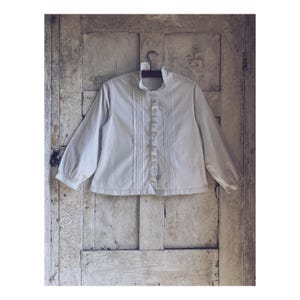 Antique French White Cotton Blouse, Chemisier, Shirt, top, decorative Front, Edwardian, Victorian, Regency Style. Dentelle Blanc. C 1910