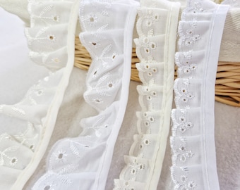 Broderie Anglaise Lace Gathered Trim White Sewing Craft - 25mm 45 mm wide x 2 M