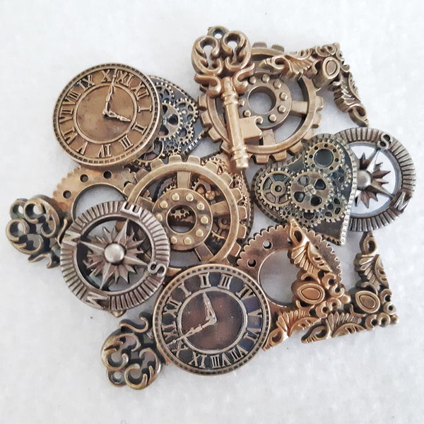 Breloque pour bouton en plastique - Steampunk or laiton cuivre antique - Clé d'horloge en forme de coeur