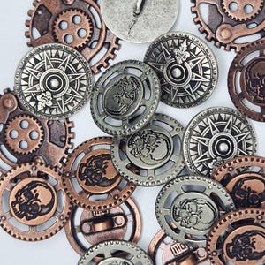 Antique Silver Compass Skull Metal Brass Shank Buttons 23mm Pack of 5