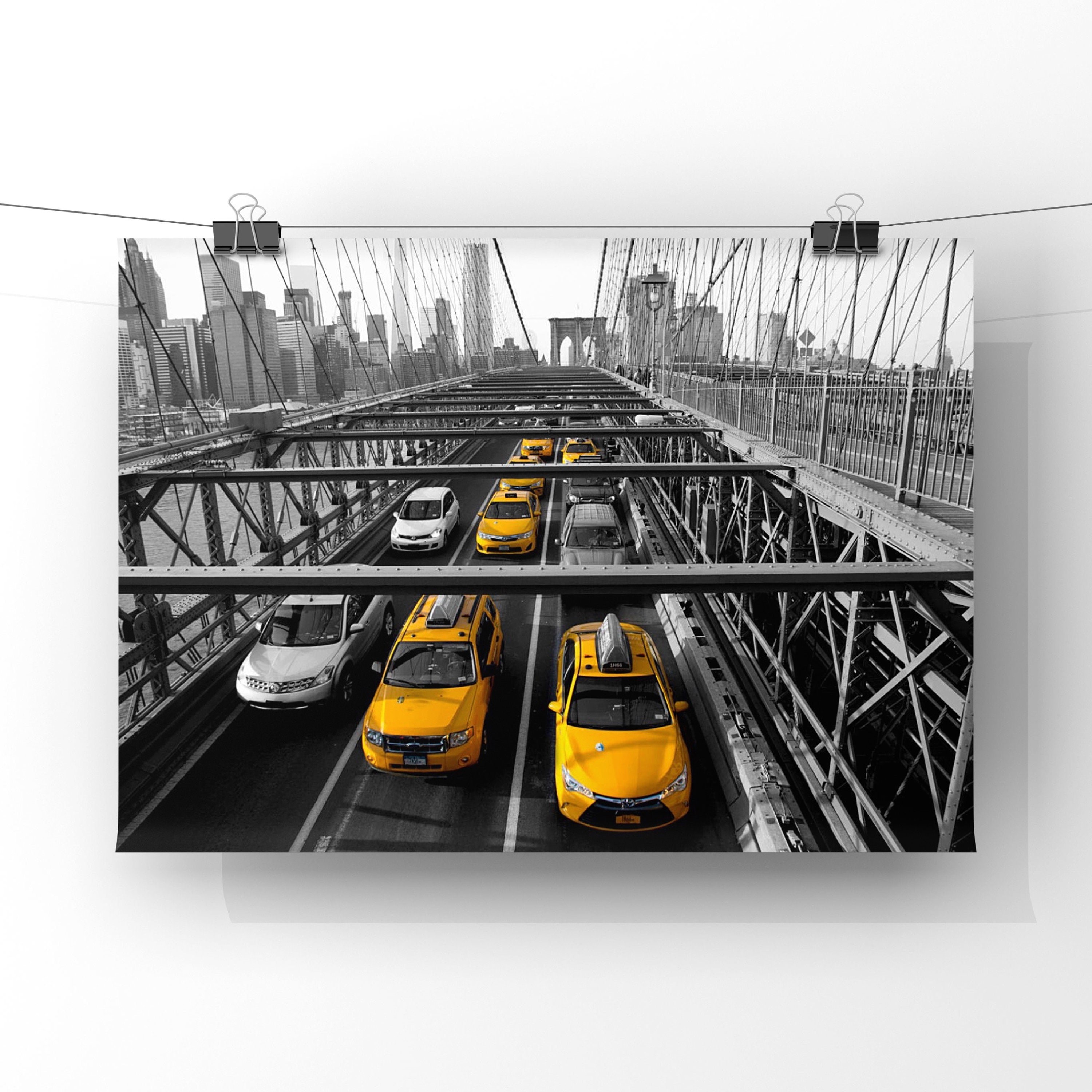 Poster Mural New York Taxi & Brooklyn Bridge - Impression Toile Moderne Jaune Bold Bloc