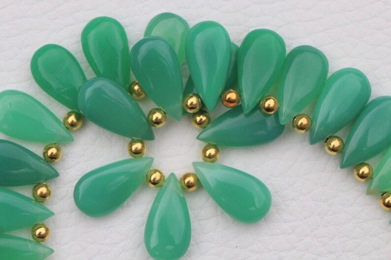 Awesome Quality rare 20 pieces smooth pear chrysoprase briolette beads 9 x 18 mm approx..Superb Item at Low Price Best quality cherolite