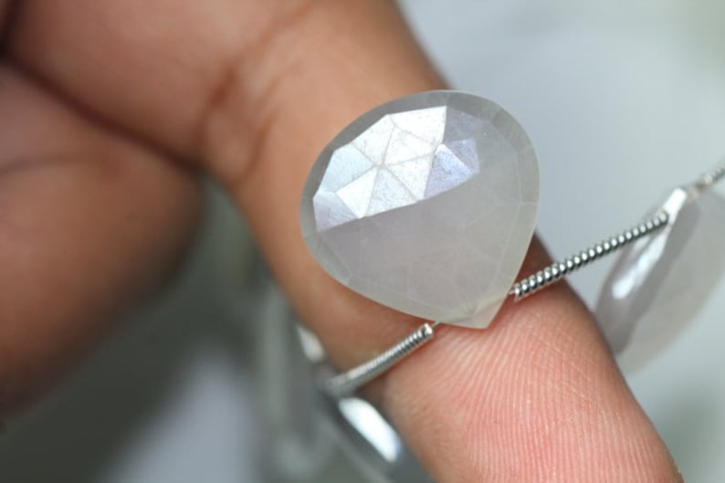 17 piece of faceted Heart shape coated mystic Light Gray CHALCEDONY briolette beads 17 mm Approx