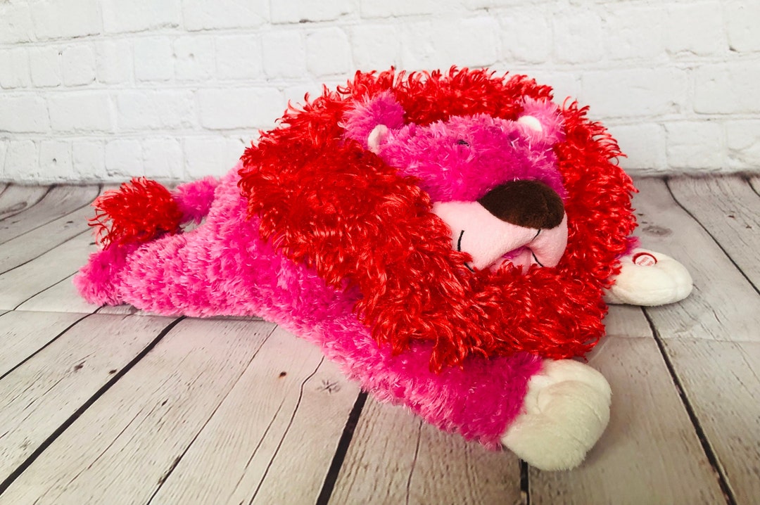 Hallmark Valentine's Day Lion Purrcy Plush Love Heart With Sound