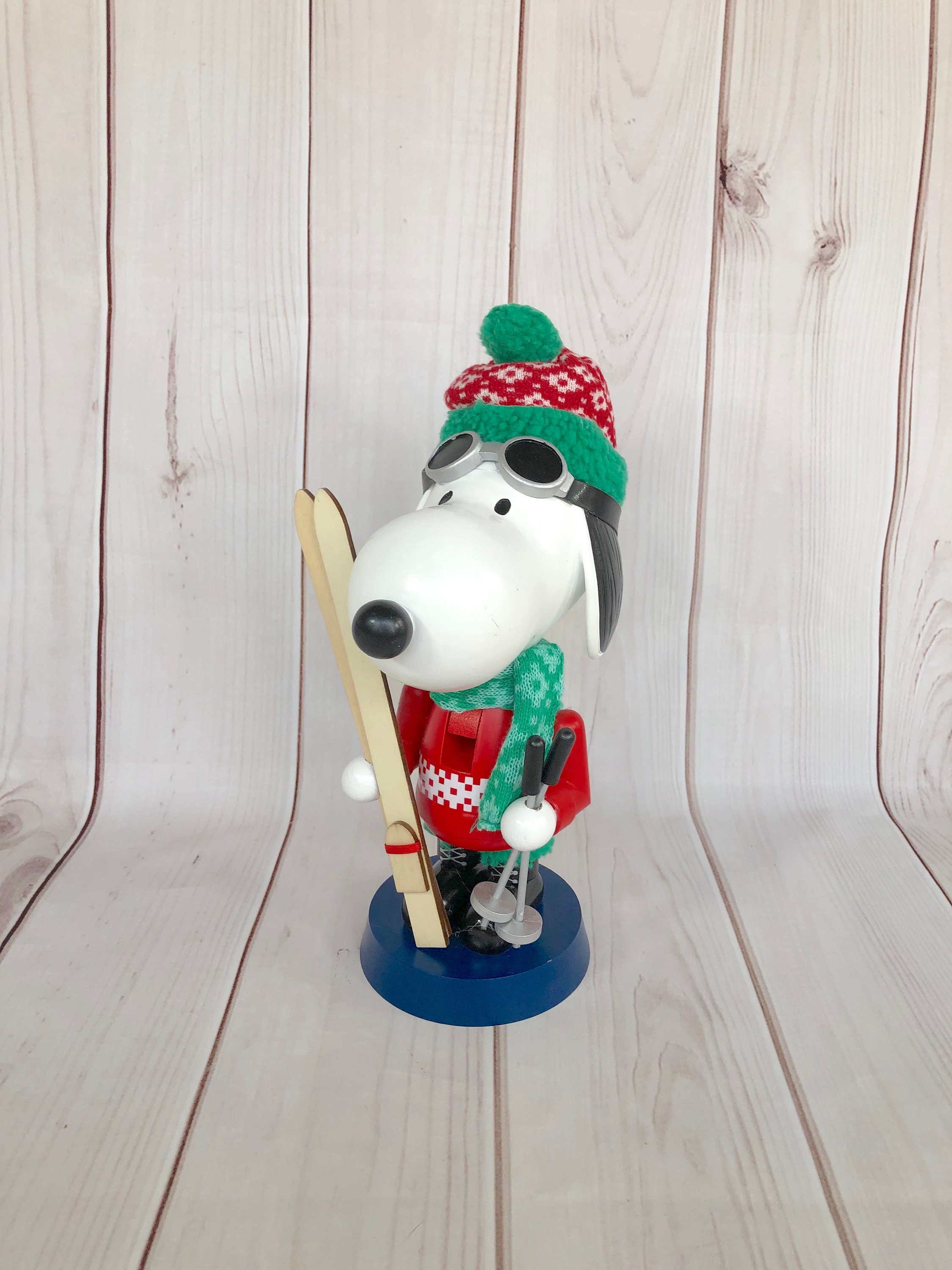 PEANUTS スヌーピー スキーセット (スキー、ブーツ、ポール) PEANUTS スヌーピー スキーセット (スキー、ブーツ、ポール