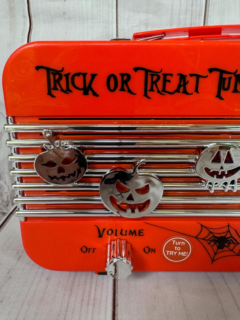 Halloween Radio Trick or Treat Tunes