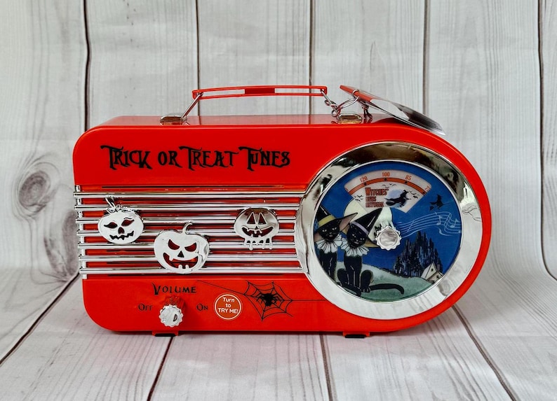 Halloween Radio Trick or Treat Tunes - Thumbnail 3